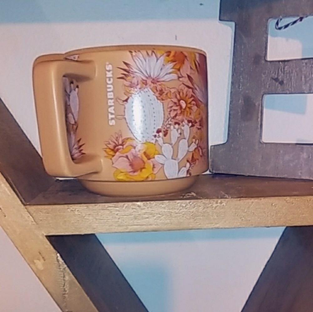 Dusty peach desert floral 2k19 mug